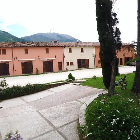 Pascolo Kır Evi Costacciaro